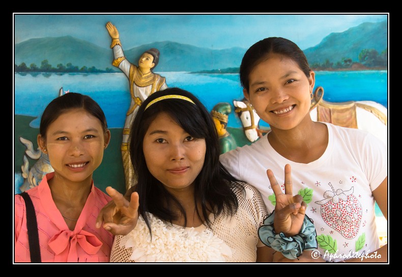 Myanmar portraits 087